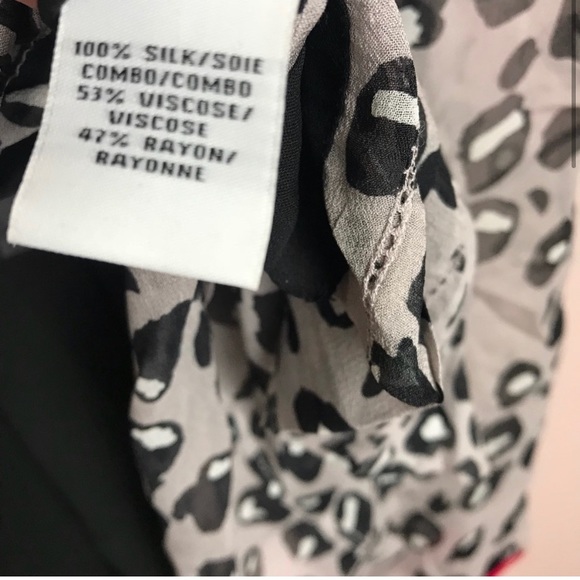 DVF Diane Von Furstenberg Silk Blouse - Picture 4 of 6